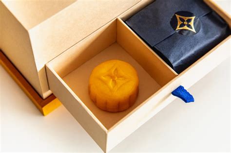 where to buy louis vuitton mooncake|best mooncakes to buy.